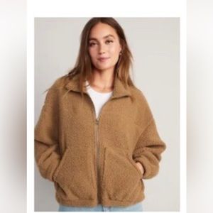 SOLDSlouchy Sherpa Zip Jacket for Women
7034800524009
$49.99
4X | CINNANYM
NWOT